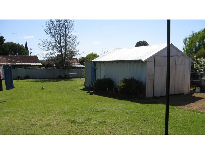 31 Moyes Street, Manjimup WA 6258