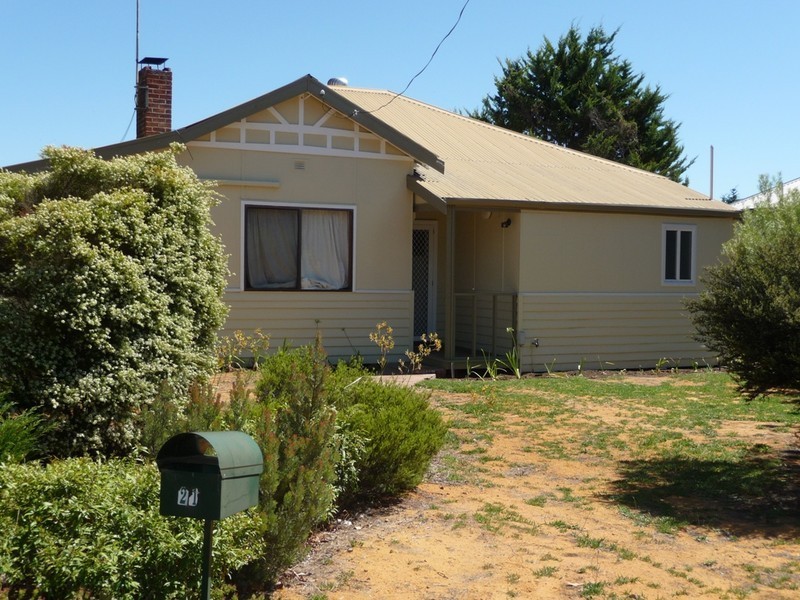 21 Leman St, Manjimup WA 6258