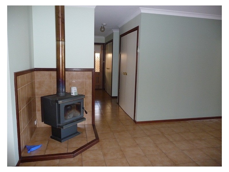 16 Moore Street, Manjimup WA 6258