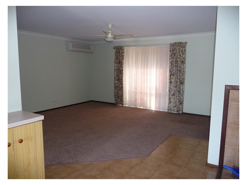 16 Moore Street, Manjimup WA 6258