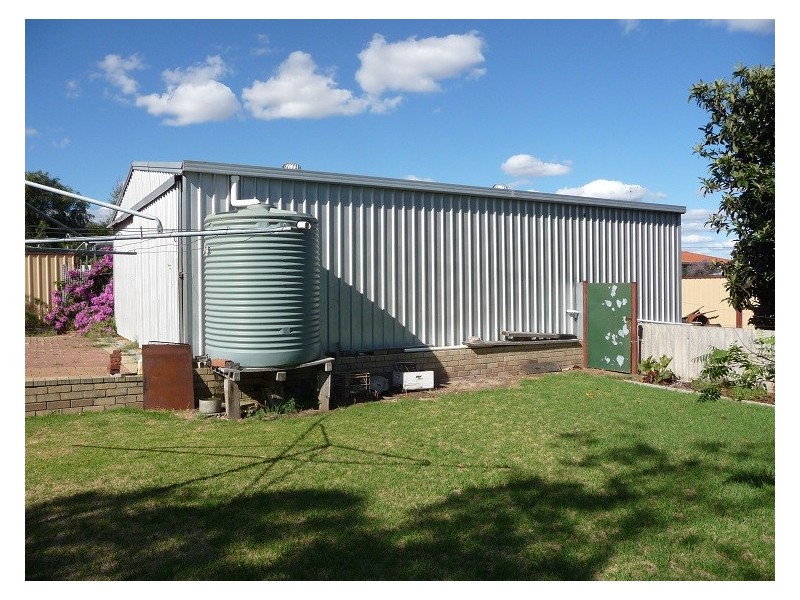 16 Moore Street, Manjimup WA 6258