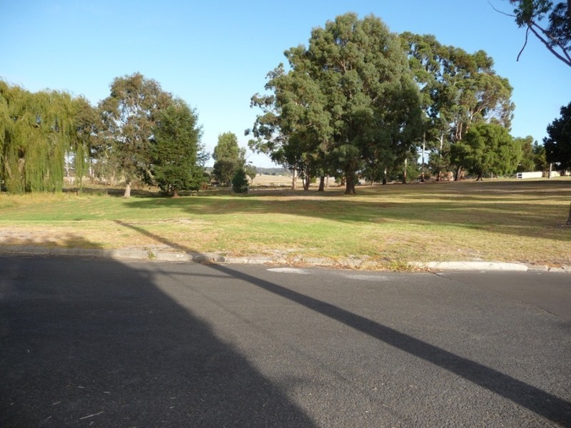 18 Cole St, Manjimup WA 6258