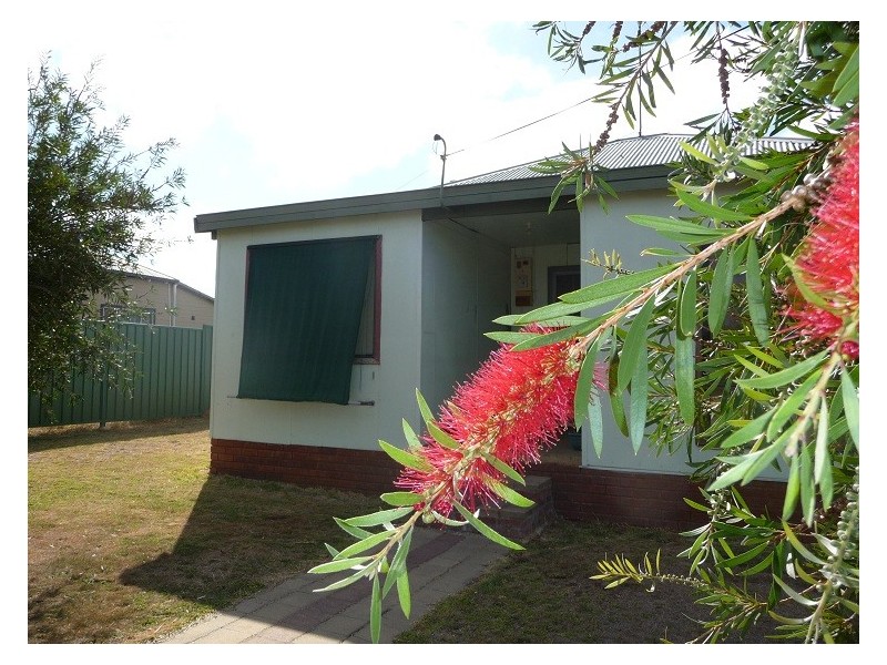 8 Arnott Street, Manjimup WA 6258