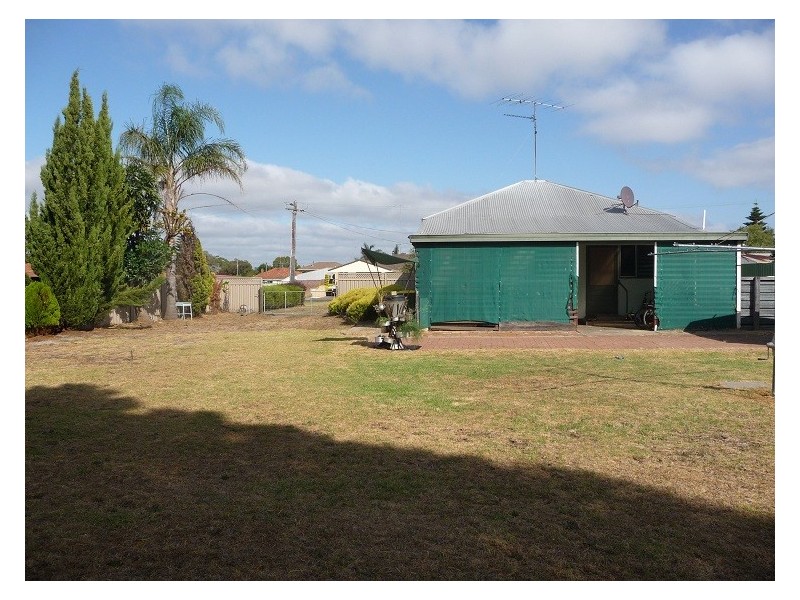 8 Arnott Street, Manjimup WA 6258