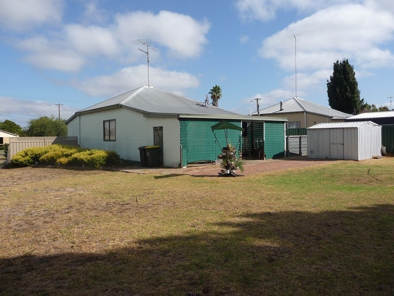 8 Arnott Street, Manjimup WA 6258