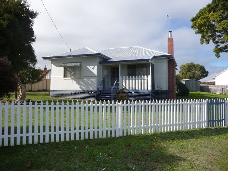 67 Ipsen Street, Manjimup WA 6258