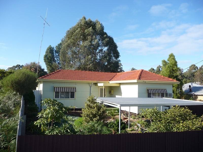 4 Devon Street, Manjimup WA 6258