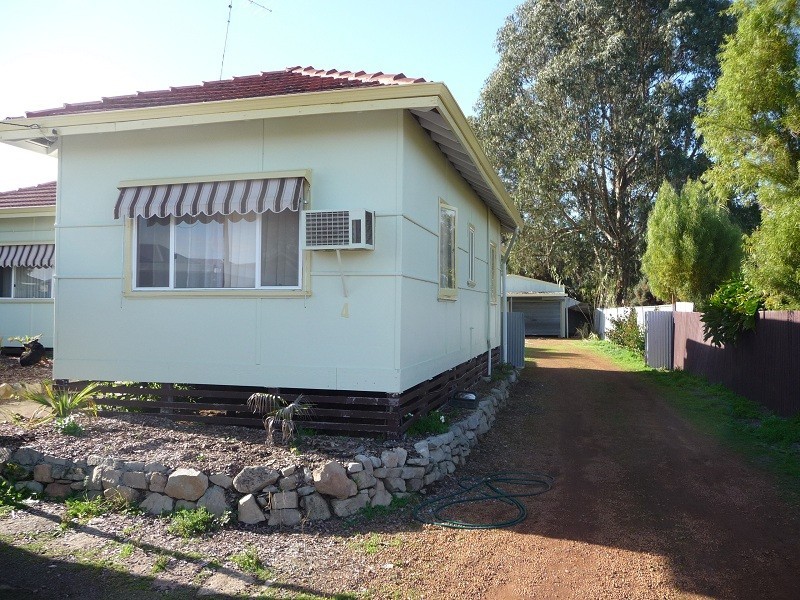 4 Devon Street, Manjimup WA 6258