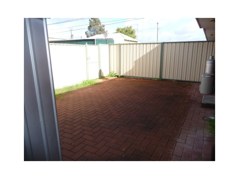 Unit 5 and 6 Collier Street, Manjimup WA 6258