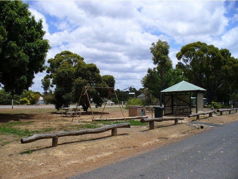 9522 Muirs Highway, Rocky Gully WA 6397
