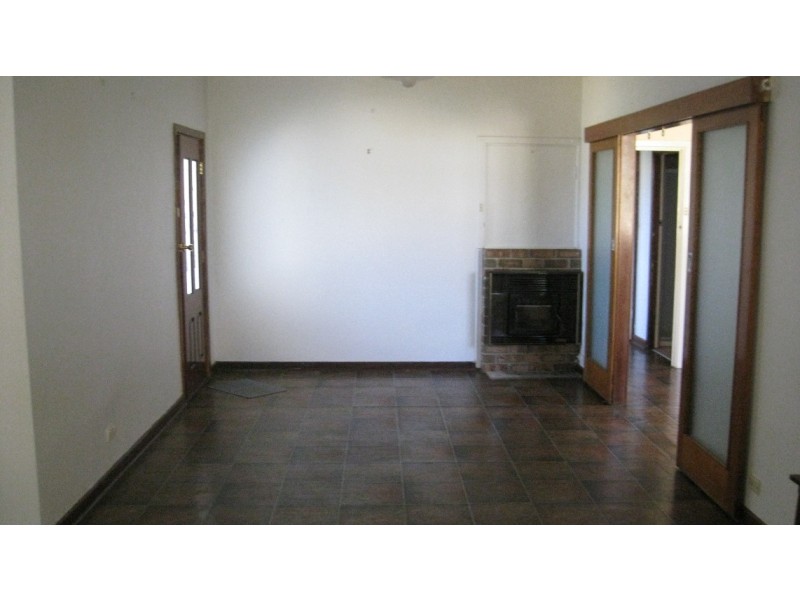 12 Bullock St, Manjimup WA 6258