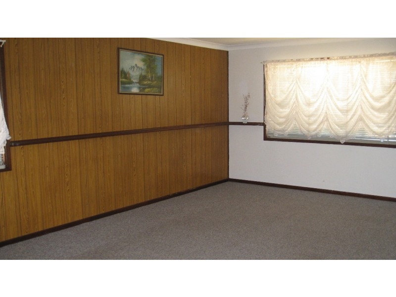 12 Bullock St, Manjimup WA 6258