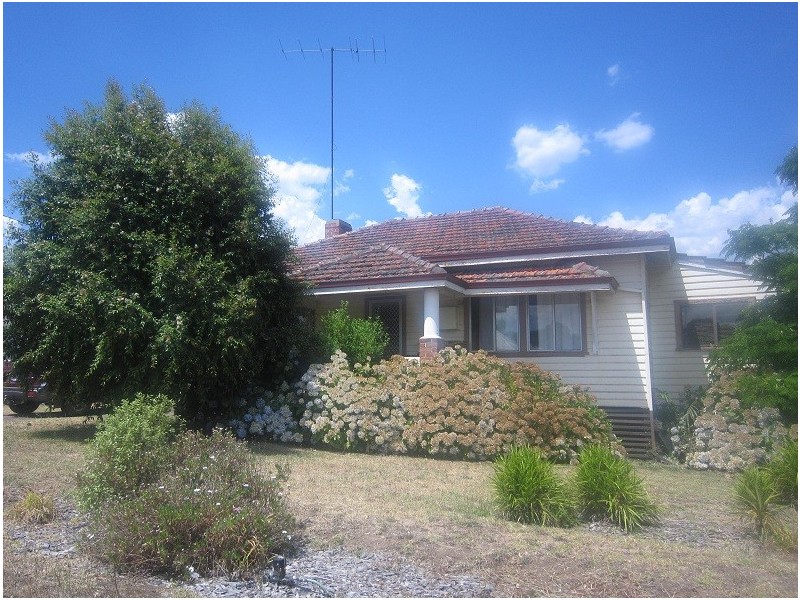 22 Somerville Street, Manjimup WA 6258