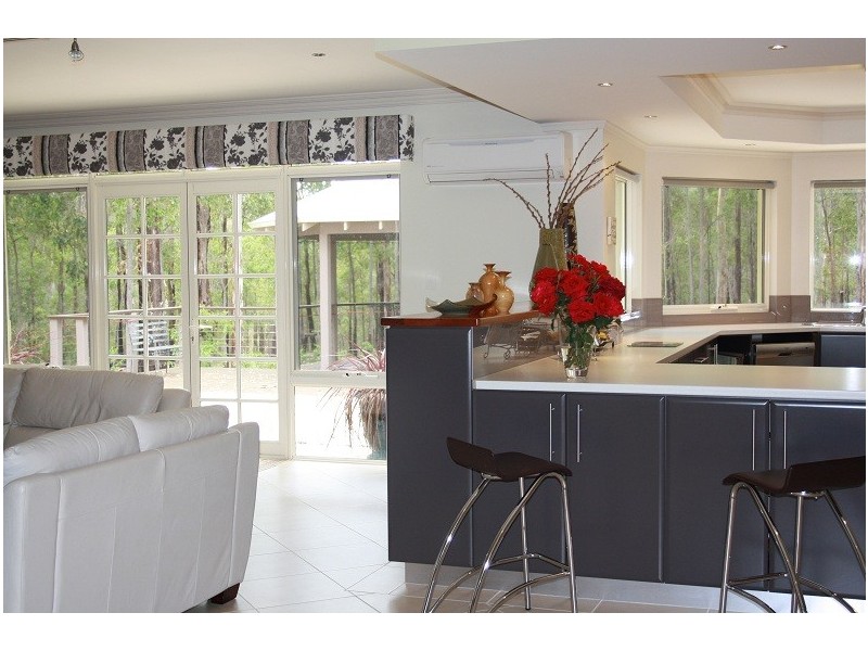 16 Bella Vista Road, Manjimup WA 6258