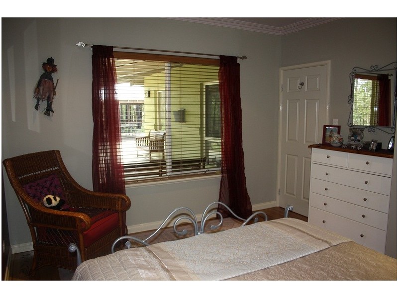 16 Bella Vista Road, Manjimup WA 6258