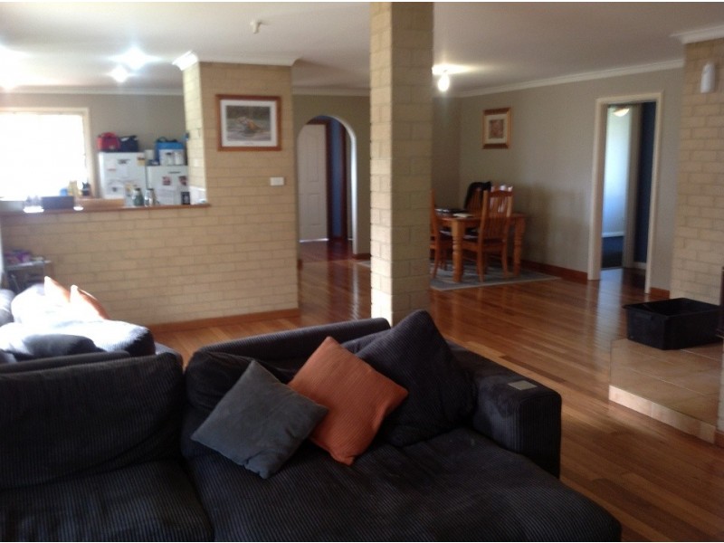 25A REEVE STREET, Manjimup WA 6258