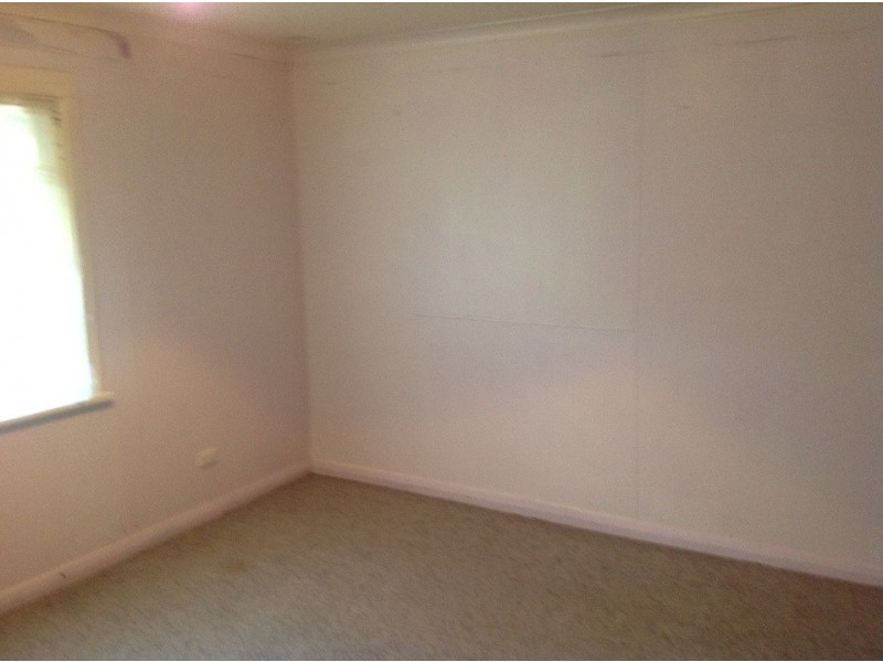 20a Floyed, Narrogin WA 6312