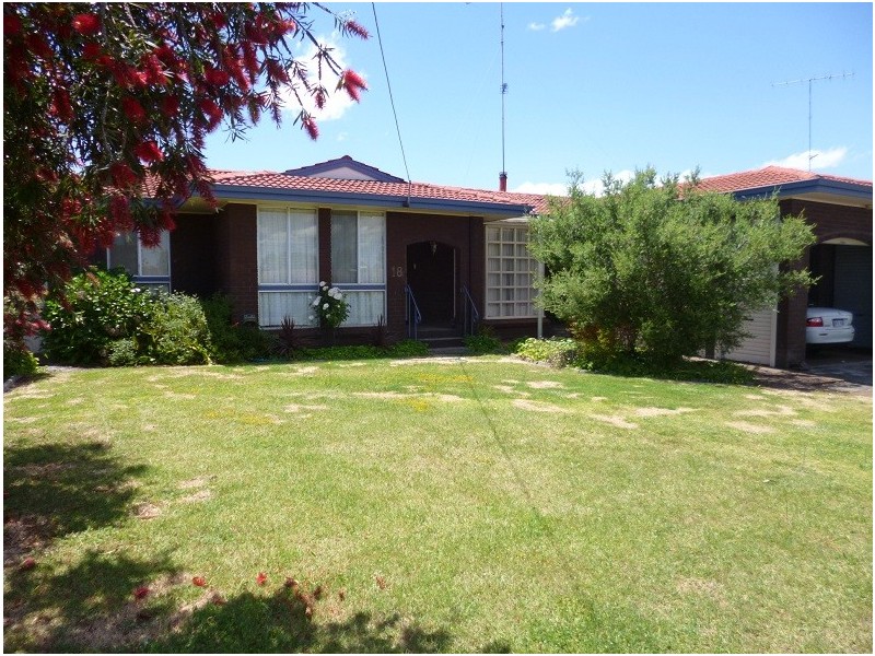 18 Wattle Crescent, Manjimup WA 6258