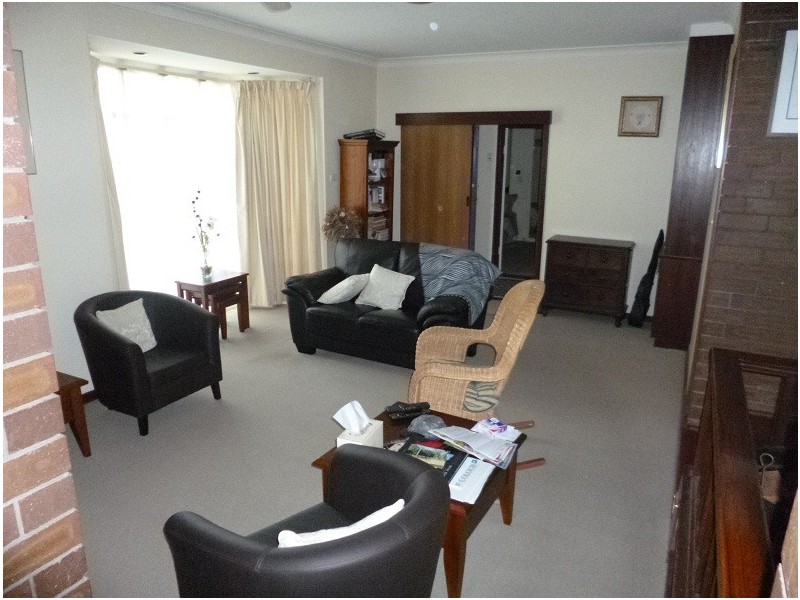 18 Wattle Crescent, Manjimup WA 6258