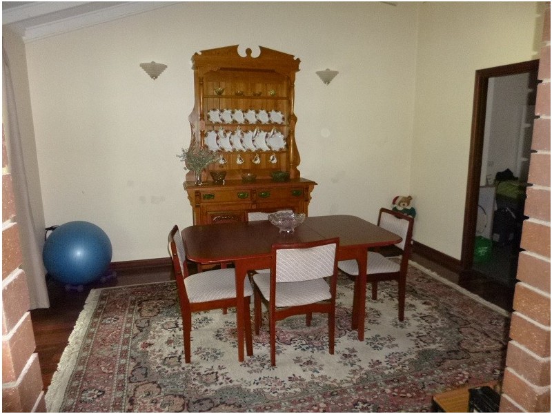 18 Wattle Crescent, Manjimup WA 6258