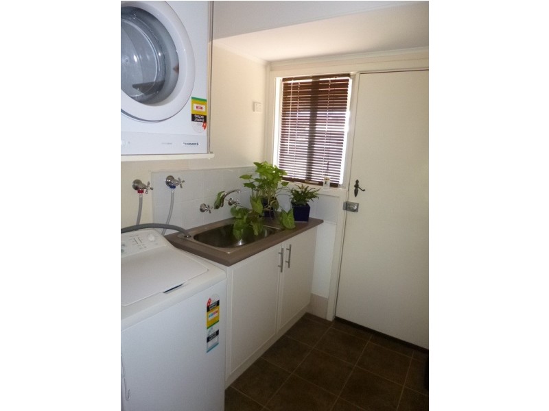 18 Wattle Crescent, Manjimup WA 6258