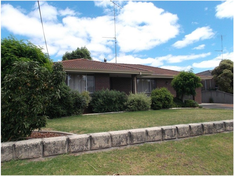 11 Needs Street, Manjimup WA 6258