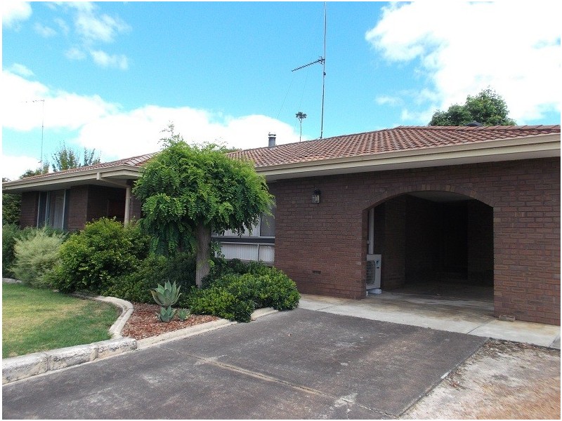 11 Needs Street, Manjimup WA 6258