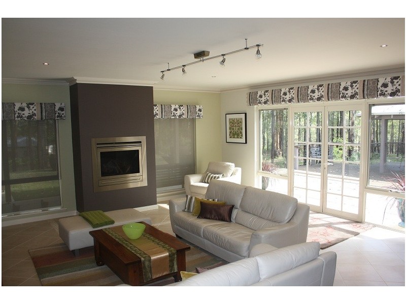 16 Bella Vista Road, Manjimup WA 6258