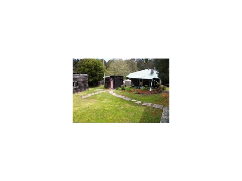 19 Anglesey Street, Lake Muir WA 6258