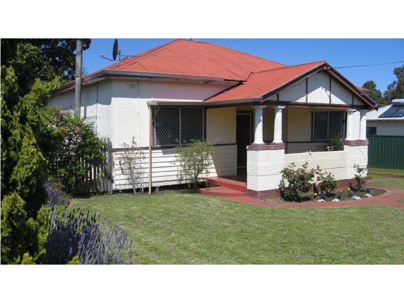 10 Bath Street, Manjimup WA 6258