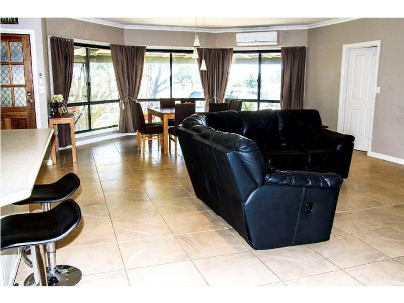 44 CRONIN, Manjimup WA 6258