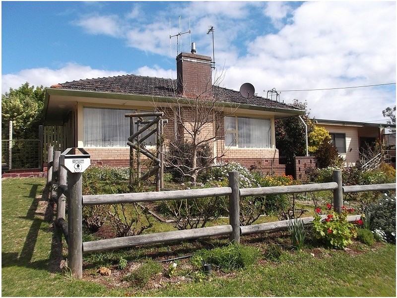 9 Wheatley Street, Manjimup WA 6258