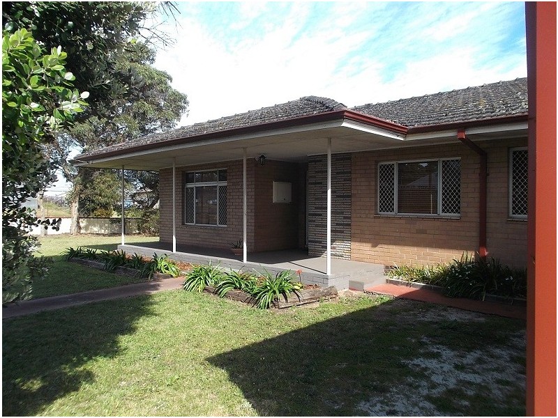 2 Rae Street, Manjimup WA 6258