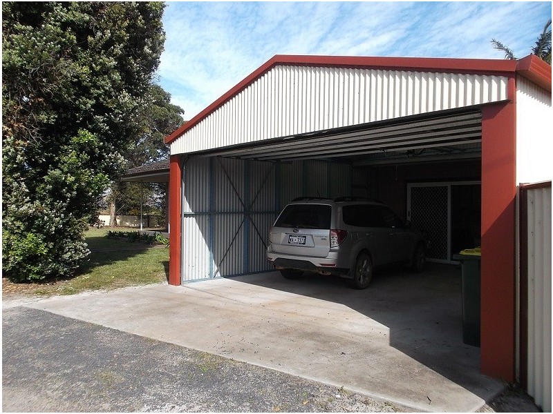 2 Rae Street, Manjimup WA 6258