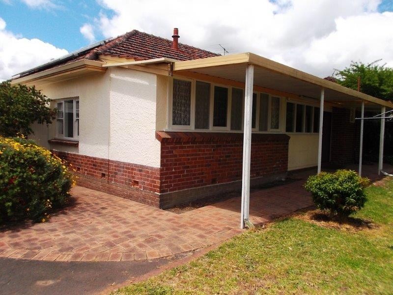 39 Arnott Street, Manjimup WA 6258