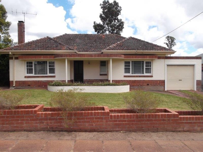 39 Arnott Street, Manjimup WA 6258