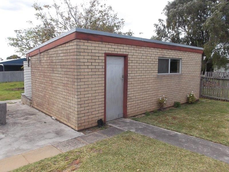 21 Robertson Street, Manjimup WA 6258