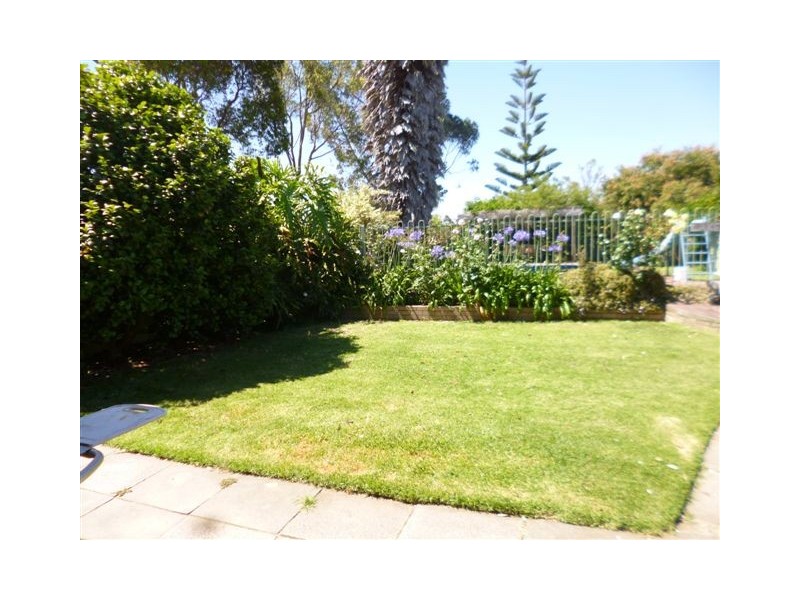 55 Leman St, Manjimup WA 6258