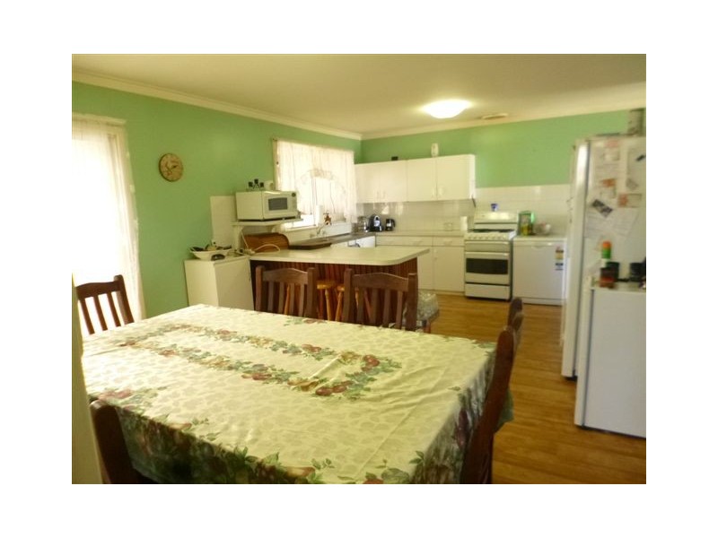 55 Leman St, Manjimup WA 6258