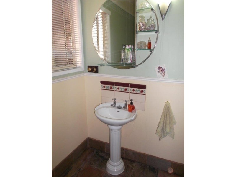 83 Karri Lane, Quinninup WA 6258