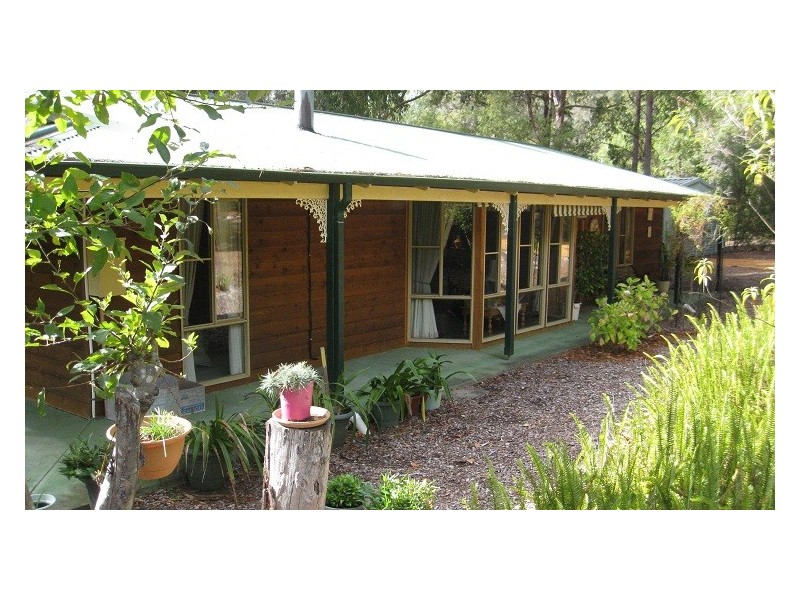 25 Karri Lane, Quinninup WA 6258