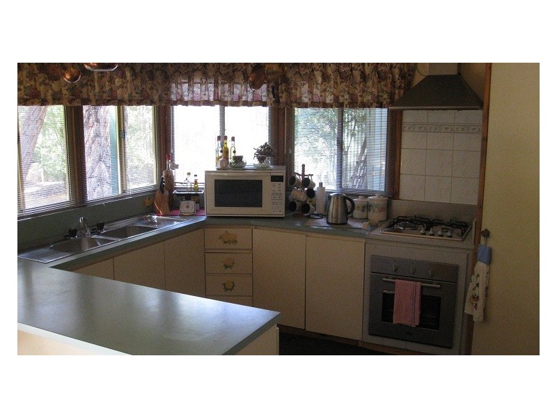 25 Karri Lane, Quinninup WA 6258