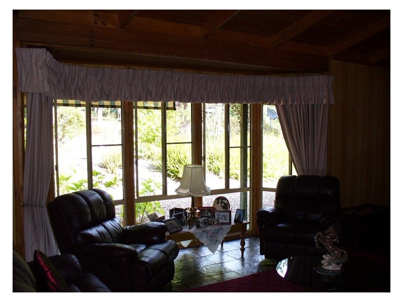 25 Karri Lane, Quinninup WA 6258