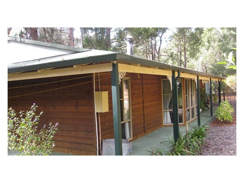 25 Karri Lane, Quinninup WA 6258