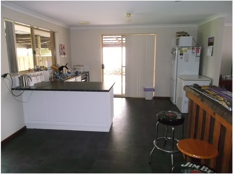 21 Ironbark Street, Manjimup WA 6258