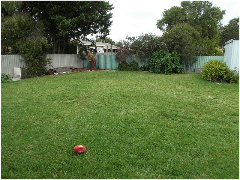 21 Ironbark Street, Manjimup WA 6258