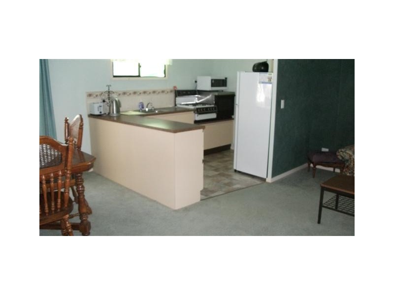13 ROBERTSON STREET, Berrigan NSW 2712