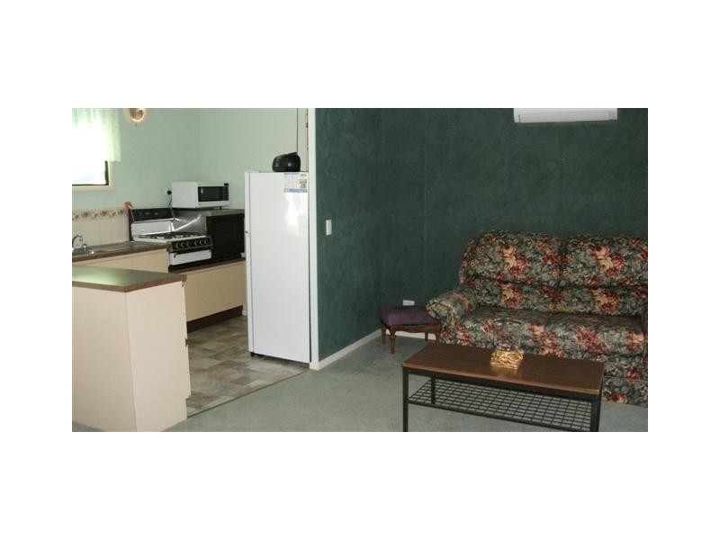 13-15 Robertson Street, Berrigan NSW 2712