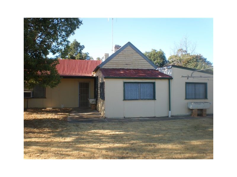 19 B Cocoran St, Berrigan NSW 2712