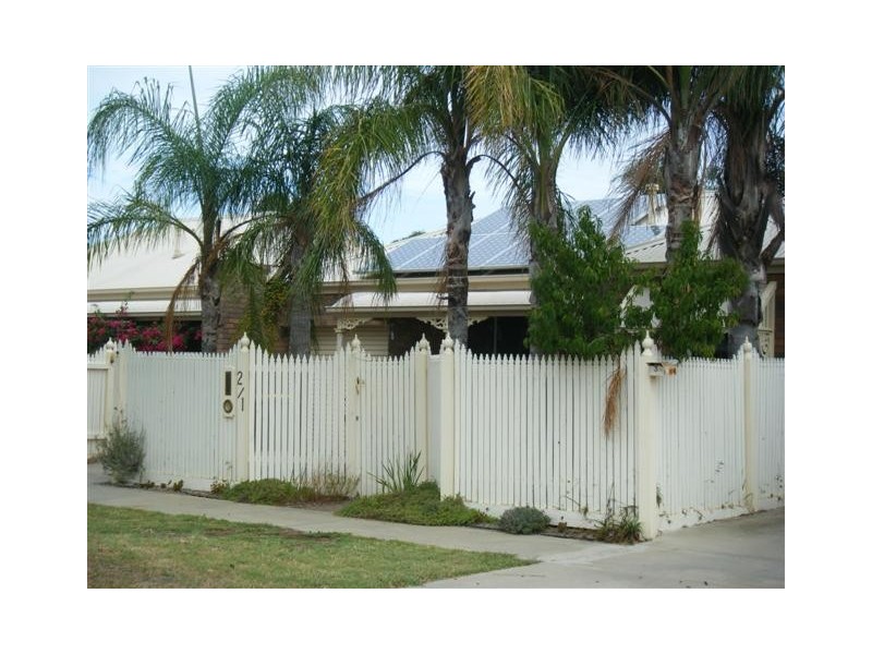 2/1  Collier St, Echuca VIC 3564